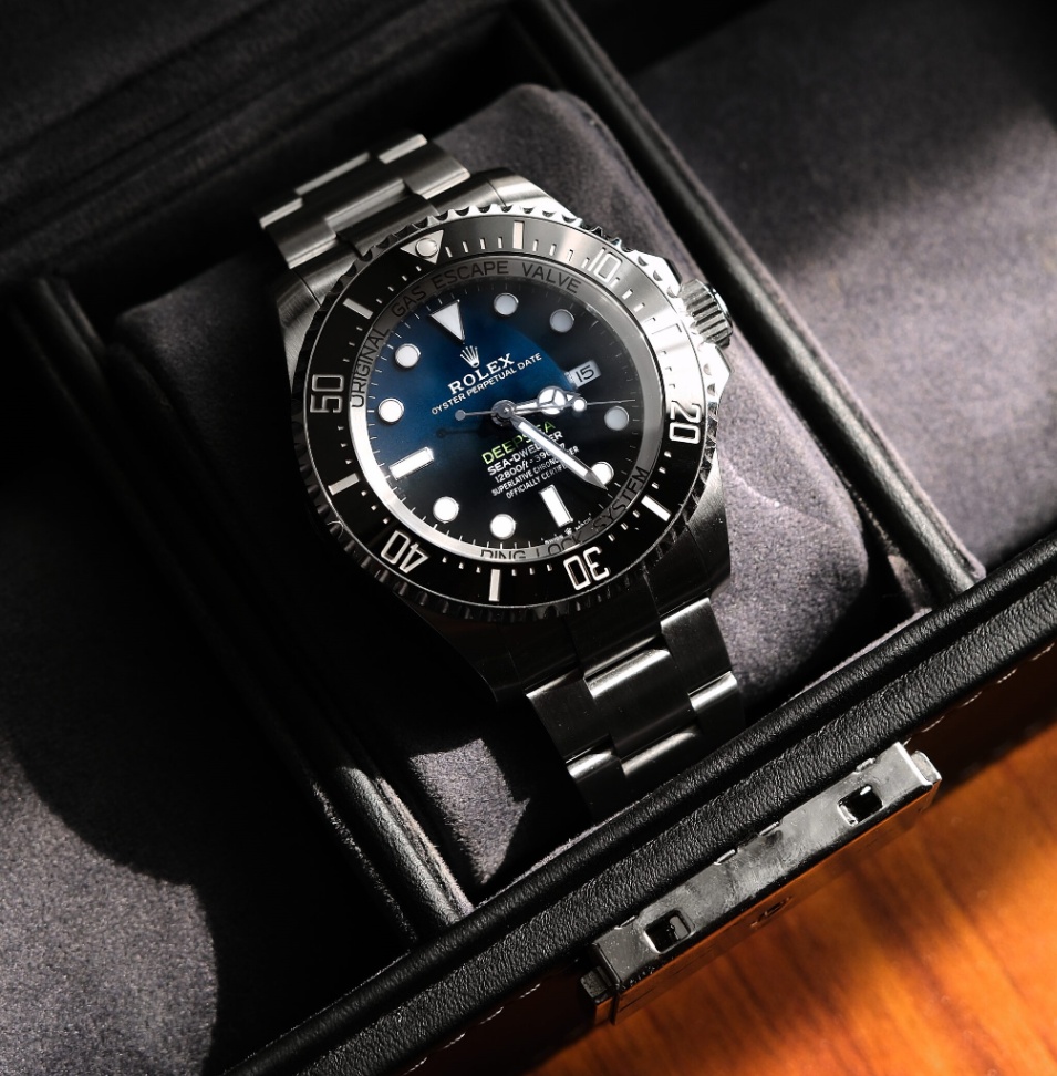 Rolex Sea-Dweller Deepsea 126660 ‘James Cameron’ D-Blue Dial Oyster Steel 2018 - Image 4