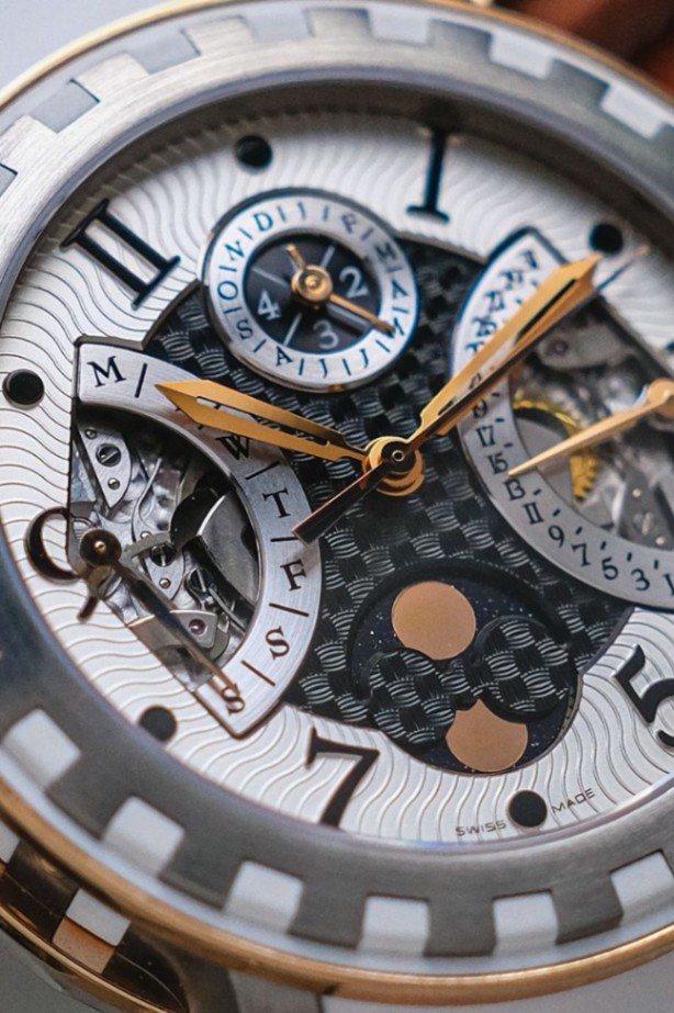 DeWitt Academia Quantième Perpetual thumbnail 4