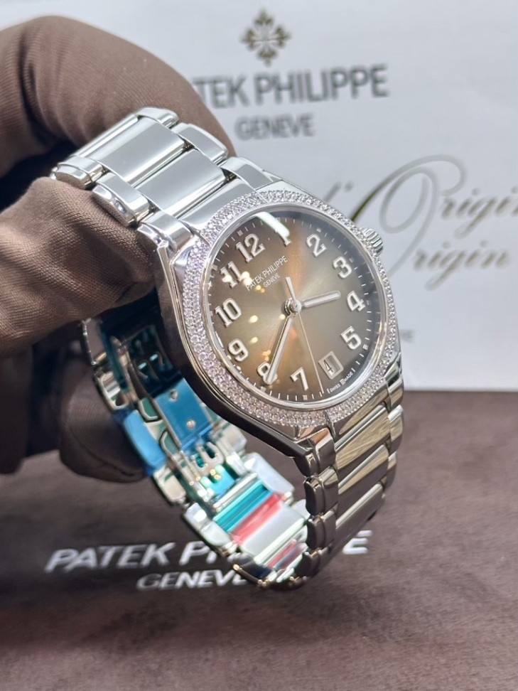 Patek Philippe Twenty four 7300/1200A Grey Dial 36mm thumbnail 2