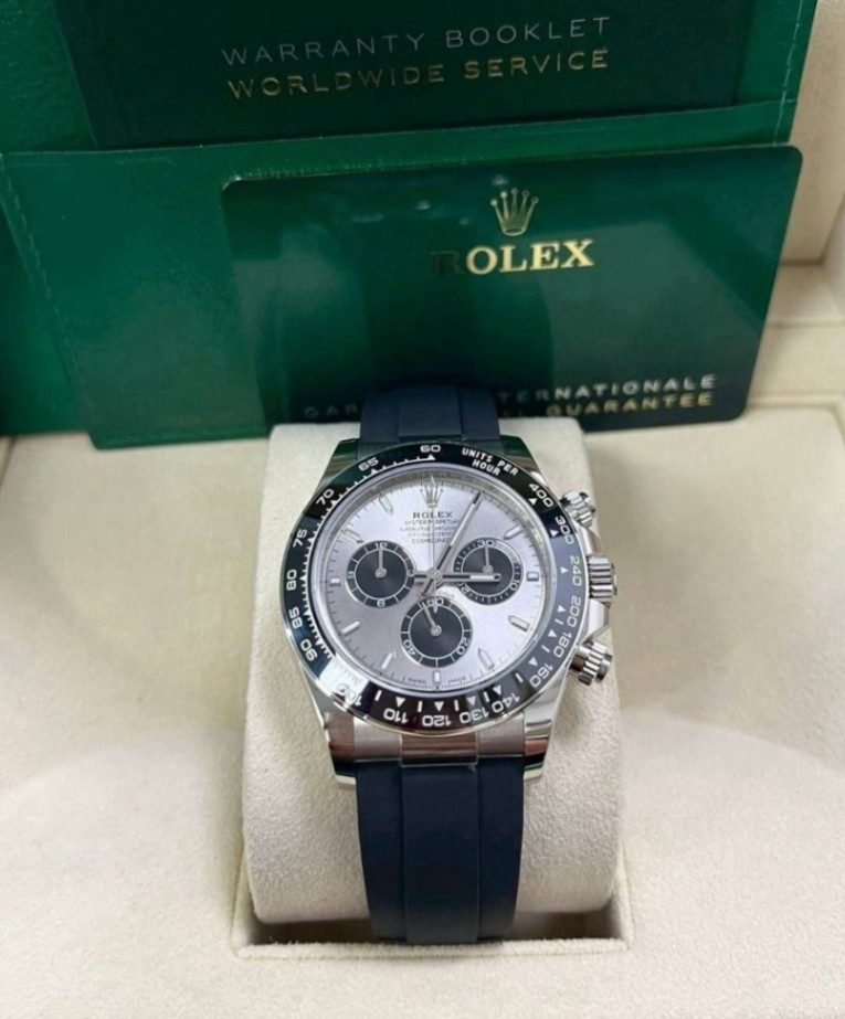ROLEX Daytona Grey Dial Oysterflex 126519LN 2026