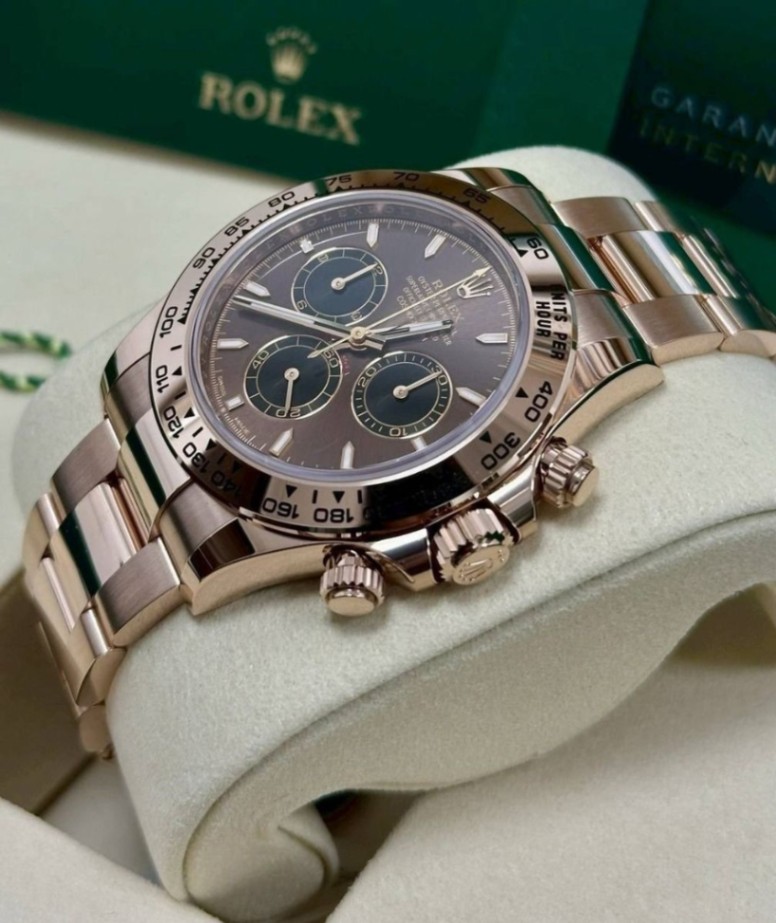 Rolex Daytona Chocolate Dial Full Rose Gold 40mm thumbnail 3