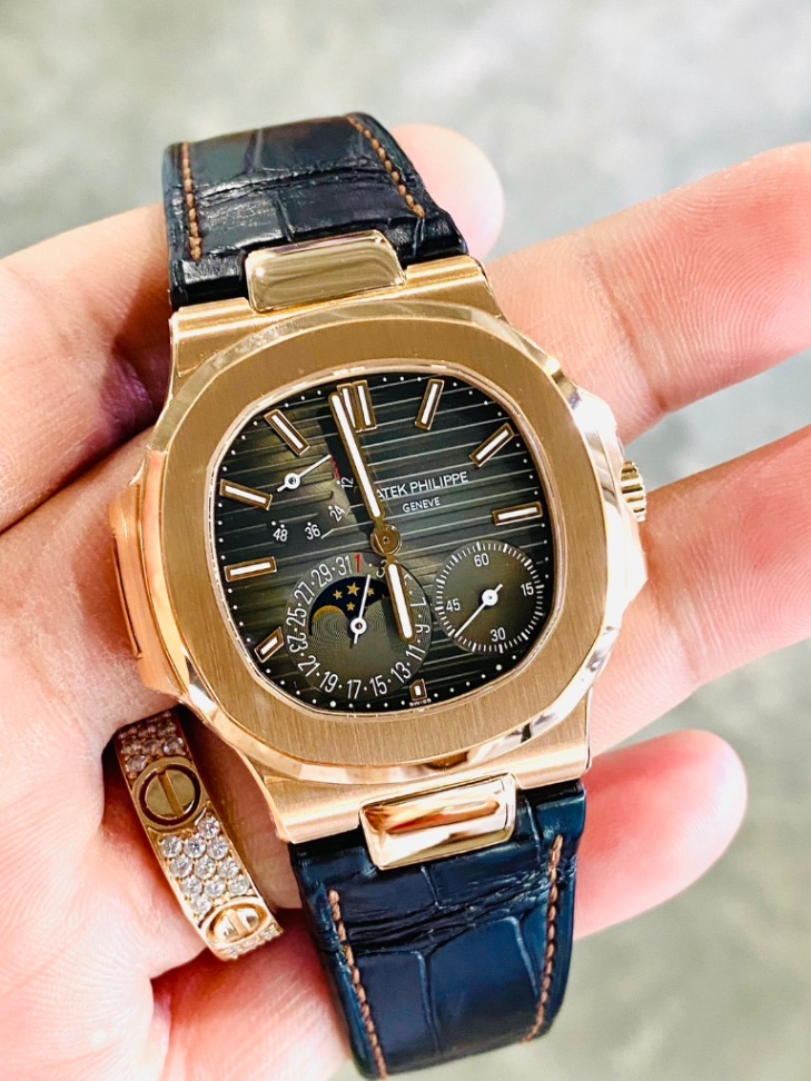 PATEK PHILIPPE NAUTILUS 5712R