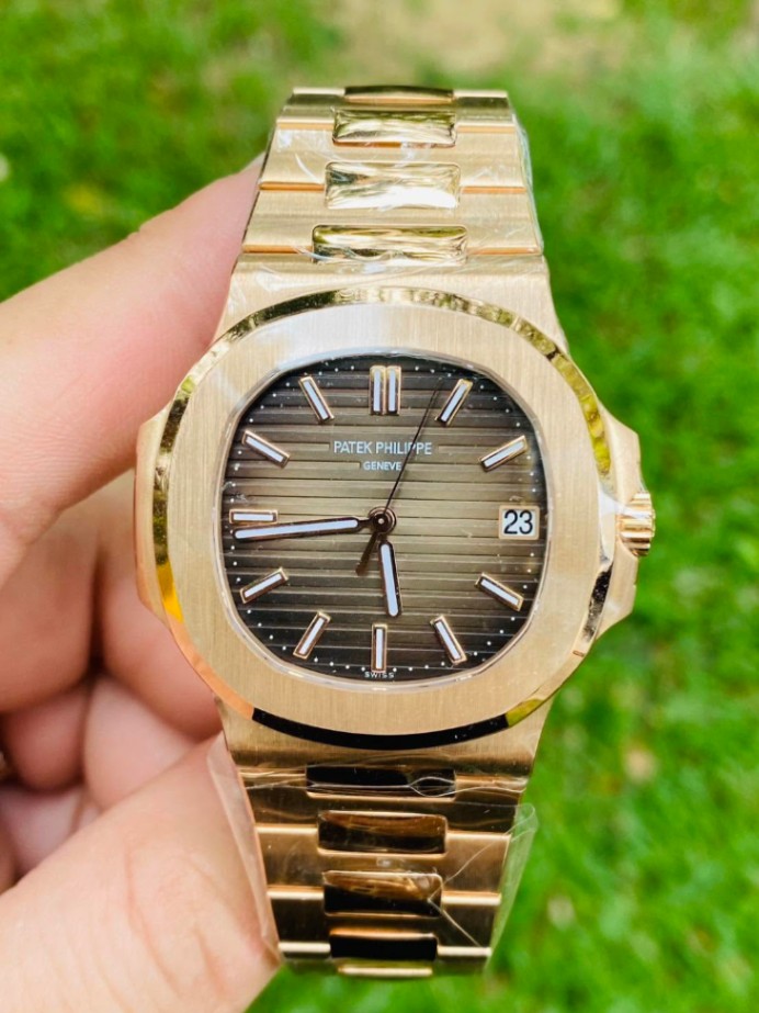PATEK PHILIPPE Nautilus 5711/1R