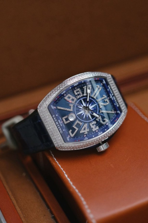 Franck Muller Vanguard Yachting Blue V45 Diamond thumbnail 2