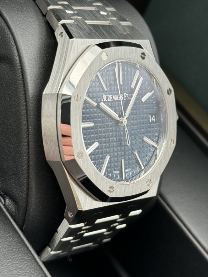 AP Royal Oak 15510ST Blue Dial 41mm - Image 4
