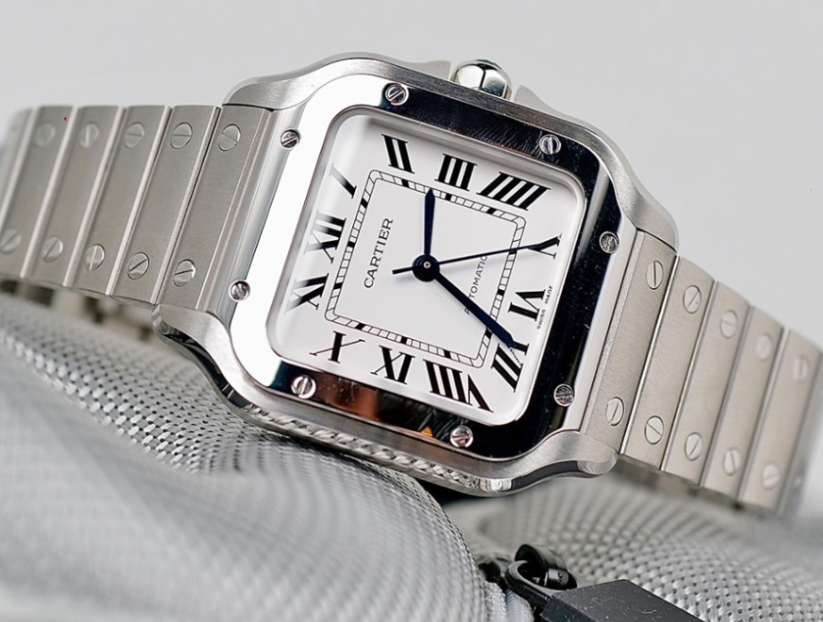 Santos De Cartier White Dial Medium size 2025