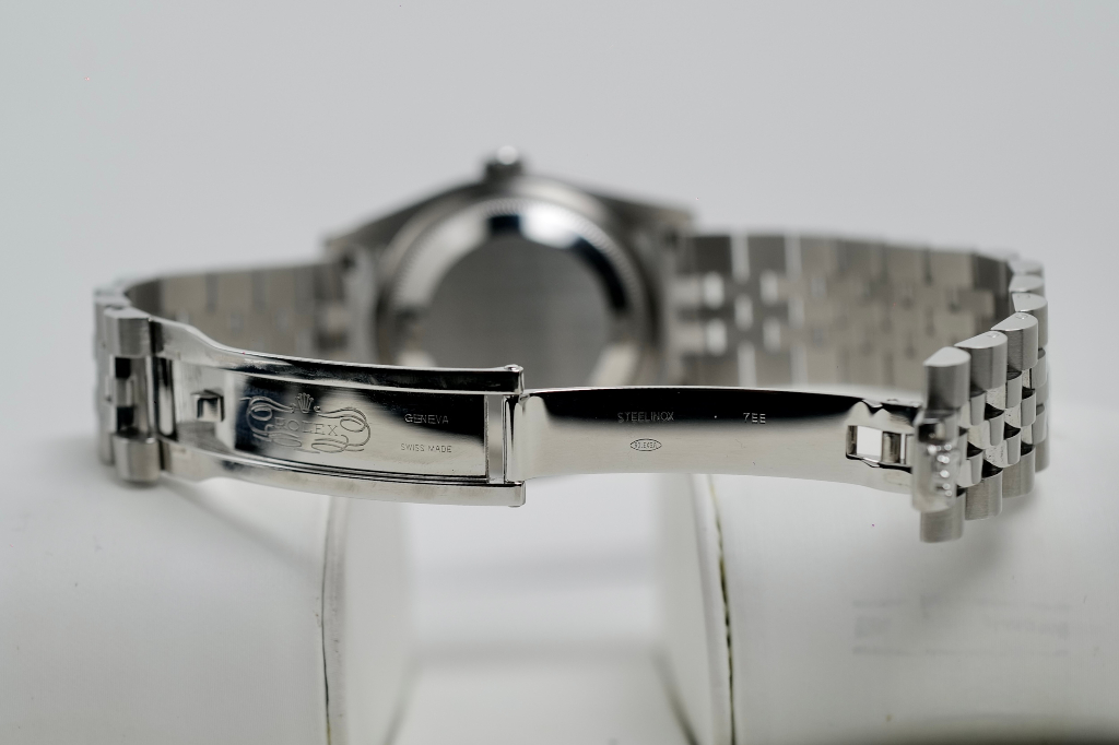 ROLEX Datejust 36 116234 Blue Roman Dial Jubilee - Image 7