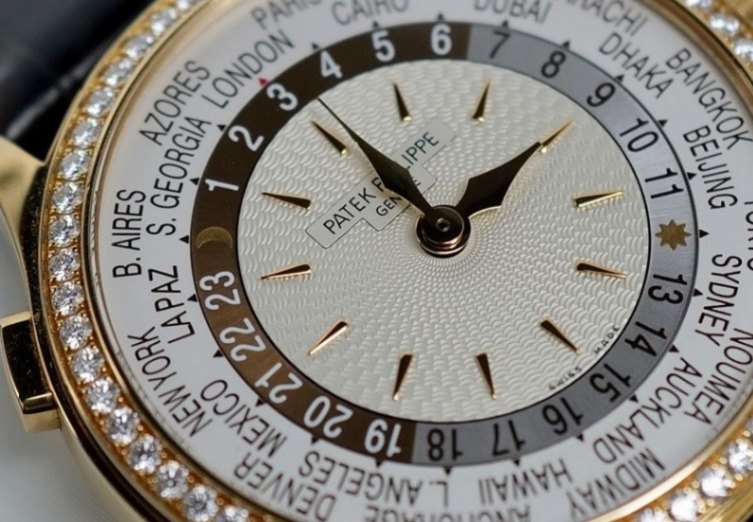PATEK PHILIPPE World Time Rose Gold 7130R-013 thumbnail 3