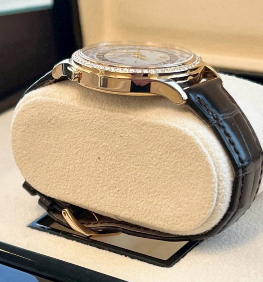 Patek Philippe World Time 7130R-013 - Image 3