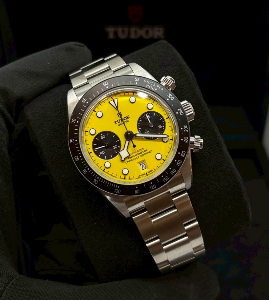 Tudor Black Bay Chrono Bumblebee 39mm thumbnail 3