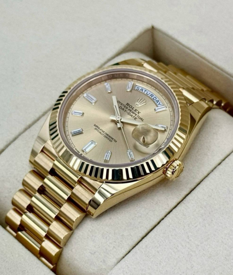 Day-Date Champagne Dial Full Yellow Gold 40mm - Image 3