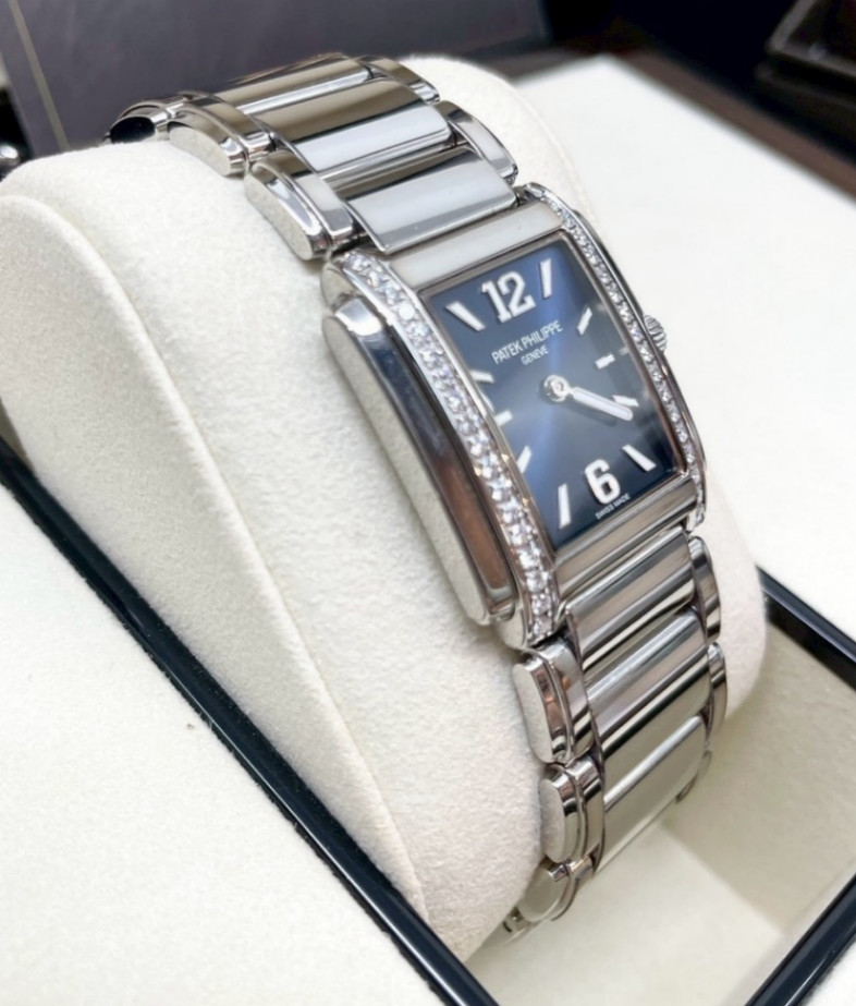 Patek Philippe Twenty Four 4910/1200A Blue Dial thumbnail 4