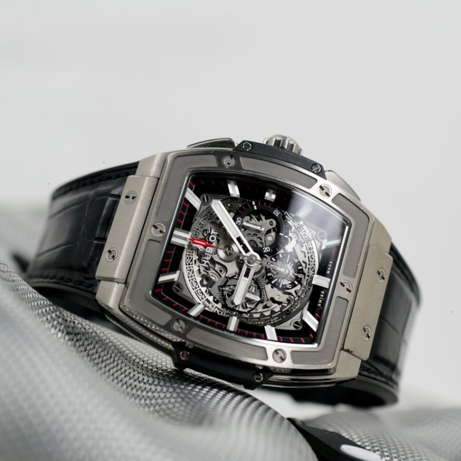 HUBLOT Spirit of Big Bang Chronograph 601.NX.0173.LR Titanium 45mm