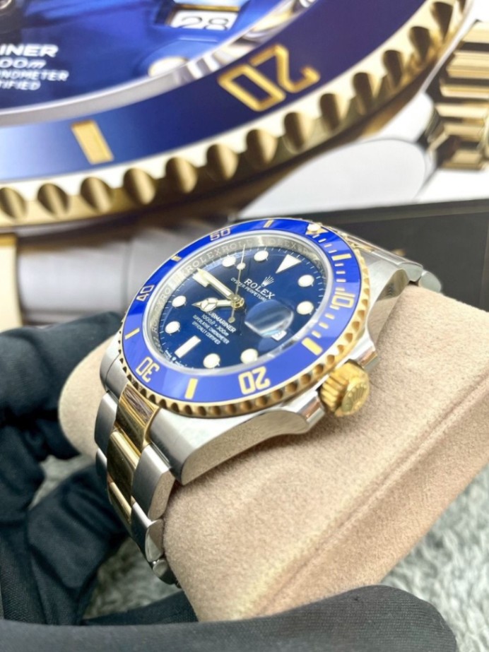 ROLEX Submariner Date 126613LB 2022 - Image 3