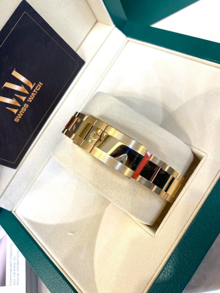 Daytona Green Dial Full Yellow Gold 40mm - Image 5