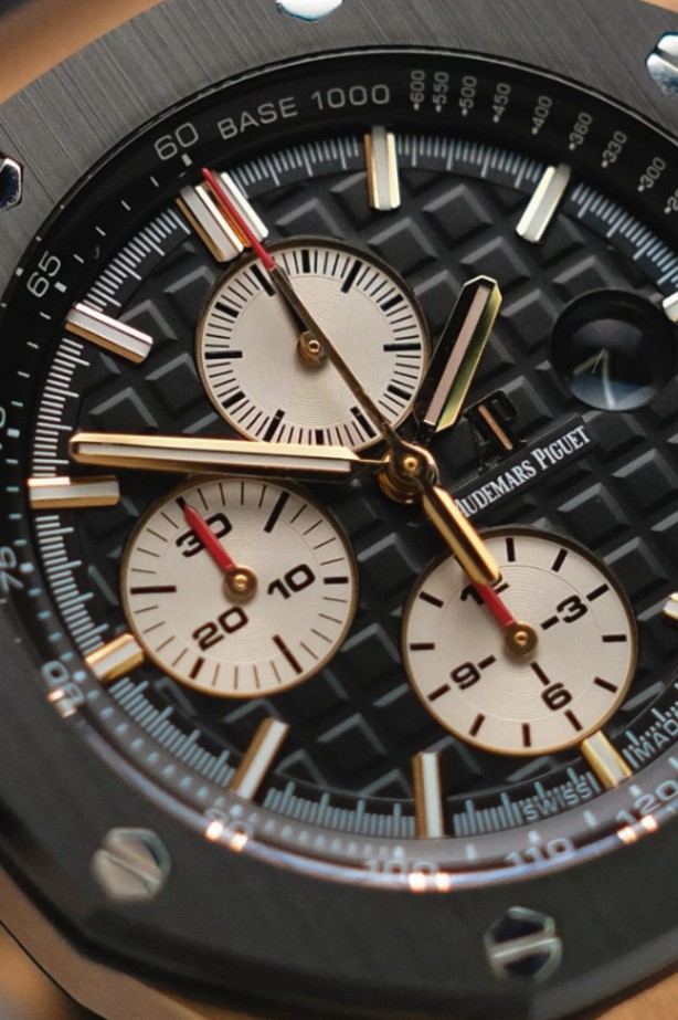 Audemars Piguet Royal Oak Offshore Chronograph 26401RO thumbnail 3