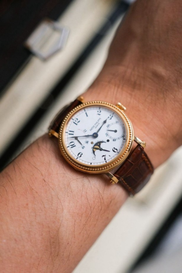 Patek Philippe Calatrava Power Reserve Moonphase Ref. 5015J thumbnail 5
