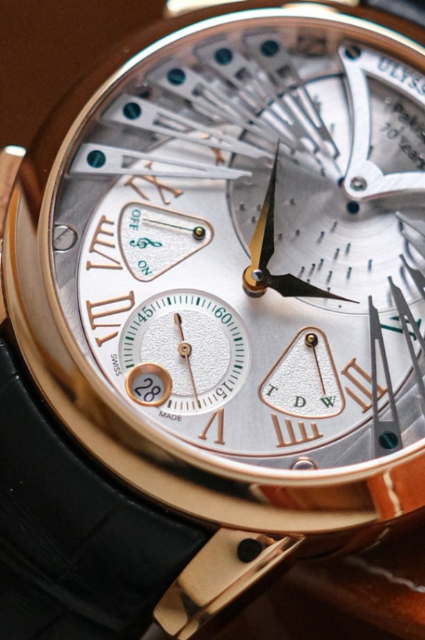 Ulysse Nardin Stranger Qaumi Tarana 18K Rose Gold 1/1 - Image 3