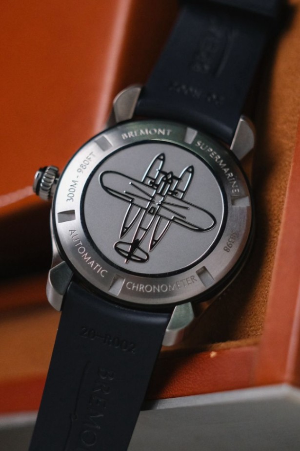 Bremont Supermarine S300 White thumbnail 5