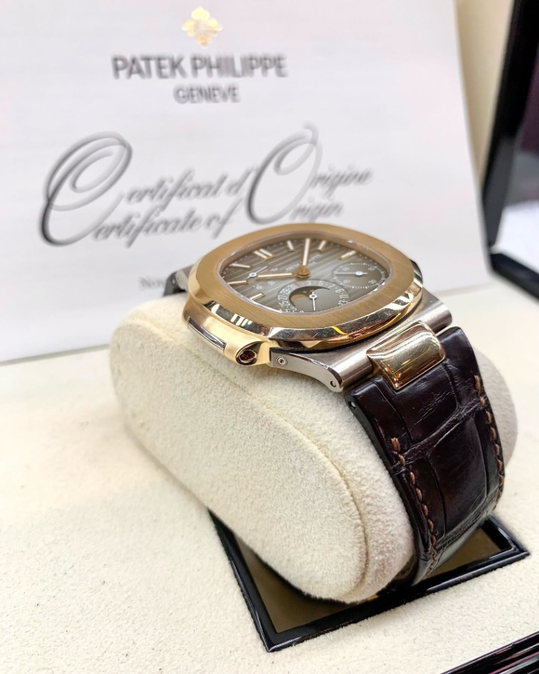 PATEK PHILIPPE Nautilus Moon Phase 5712GR-001 thumbnail 3