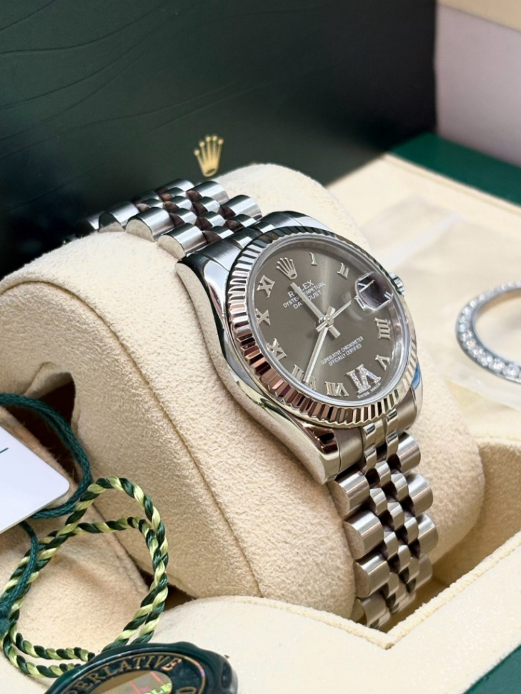 Used Datejust Grey Roman VI Dial Jubilee 31mm(แถมขอบเพชร) - Image 4