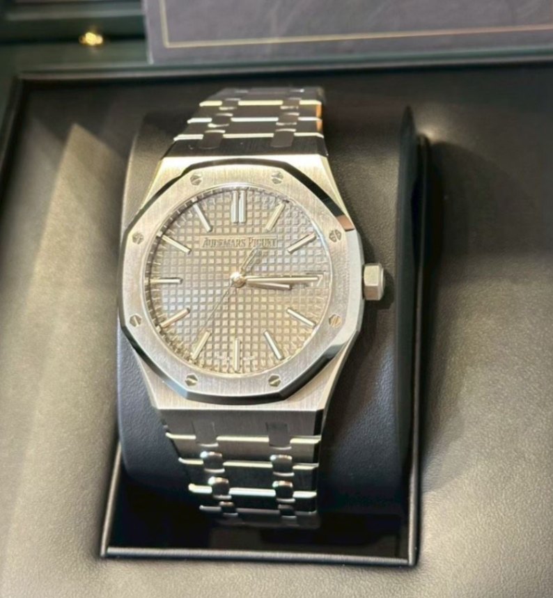AUDEMARS PIGUET Royal Oak Grey Dial 15510ST thumbnail 3