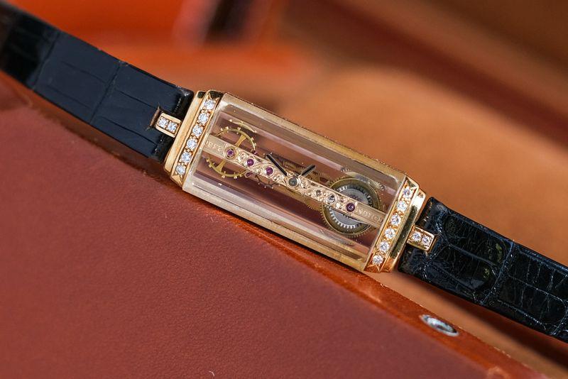 Corum Golden Bridge Lady 18K Gold Diamond thumbnail 5
