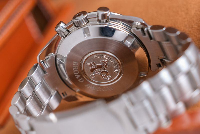 OMEGA Speedmaster Broad Arrow Olympic Collection Melbourne 1956 - Image 2
