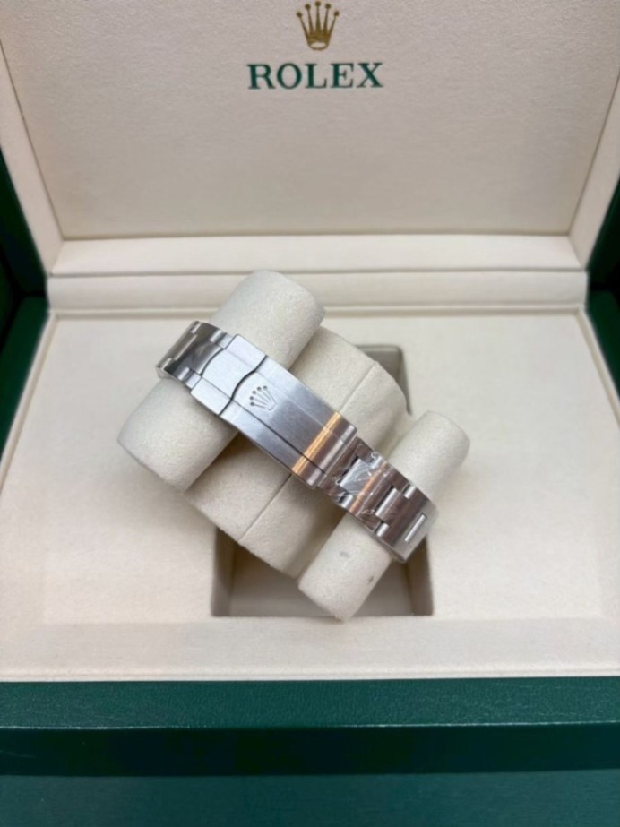 ROLEX Oyster Perpetual 31 Beige Dial 277200 - Image 5