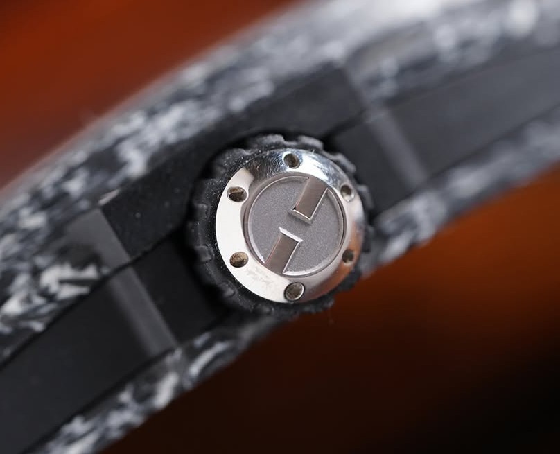 Hublot Tourbillon 5-day Carbon White Limited - Image 5