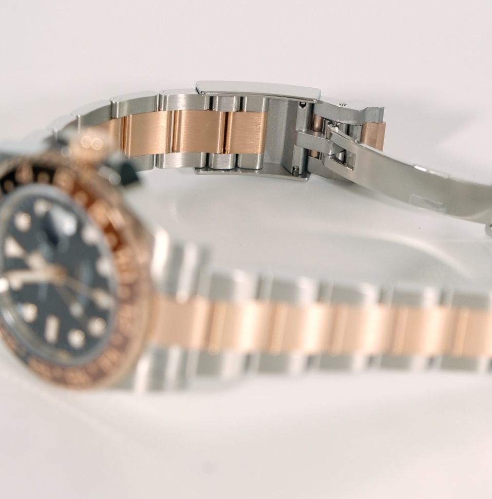 Rolex New GMT-Master II 126711CHNR ‘Root Beer’ Black Dial Two-Tone Oyster 2026 40mm. thumbnail 9