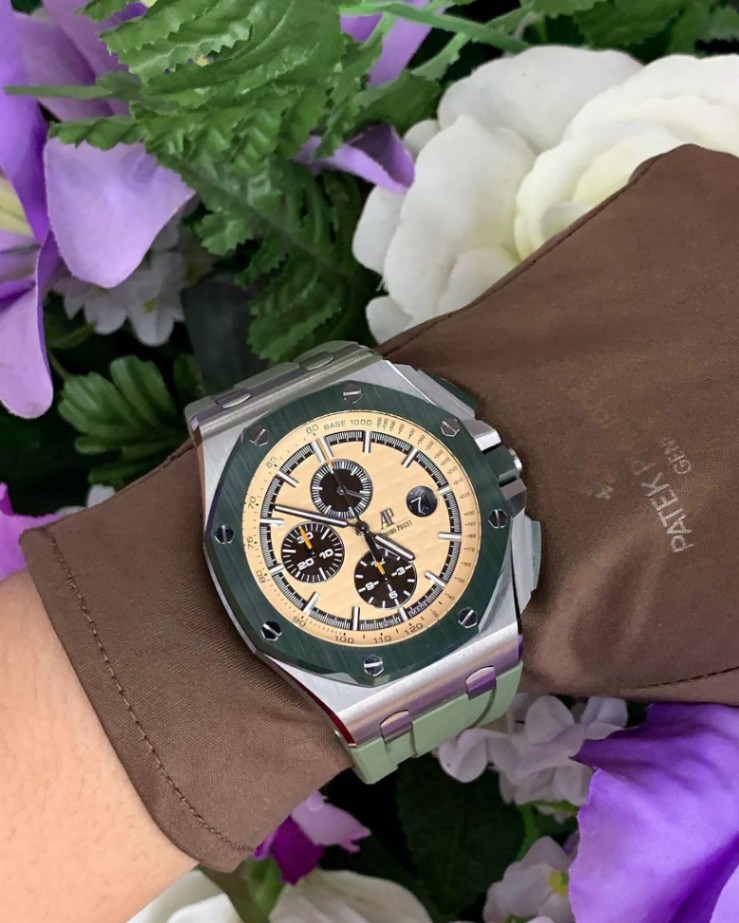 AUDEMARS PIGUET Royal Oak Offshore Chronograph Green Camo 26400SO.OO.A055CA.01