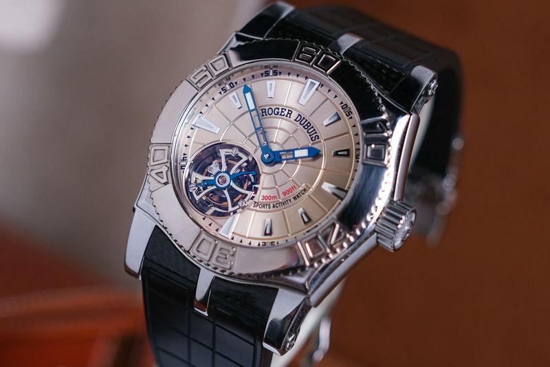 Roger Dubuis Easy Diver Just For Friend Tourbillon thumbnail 3