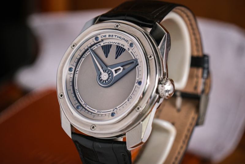 DB22 Titanium thumbnail 3