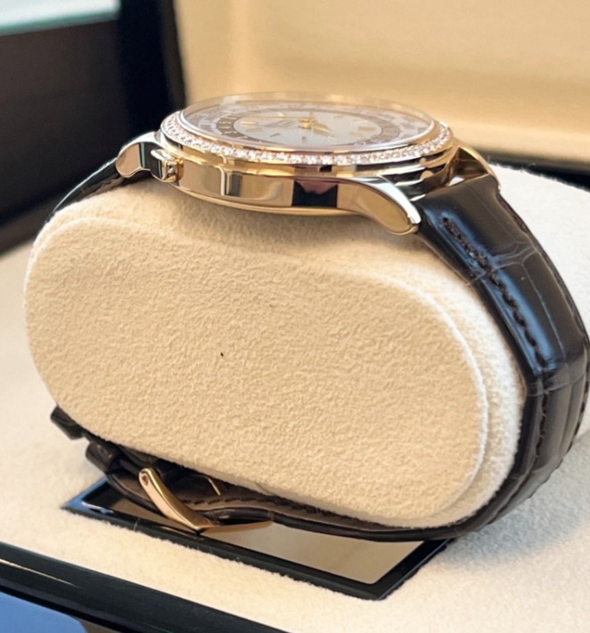 PATEK PHILIPPE World Time Rose Gold 7130R-013 thumbnail 4