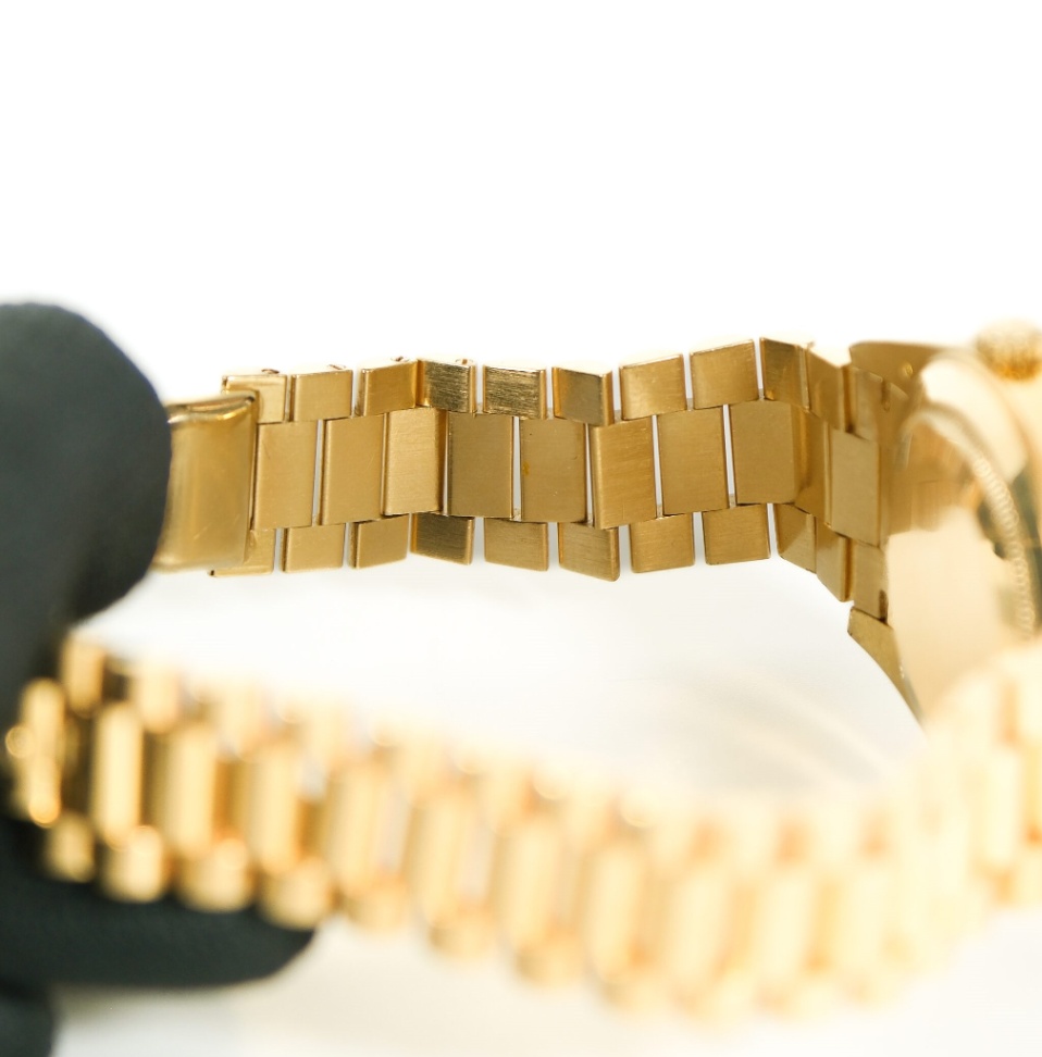Rolex Day-Date 228238 Champagne Dial Yellow Gold President 2018 thumbnail 7