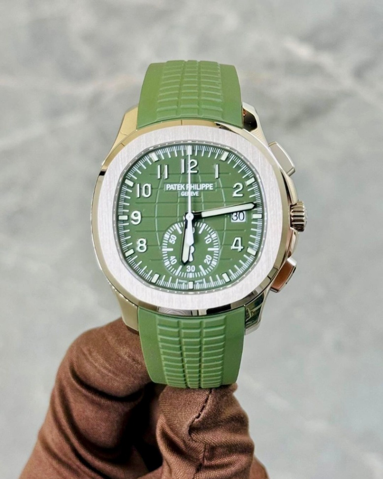 PATEK PHILIPPE Aquanaut 5968g-010