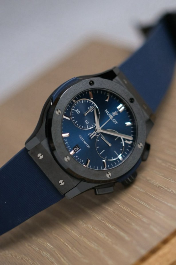 Hublot Classic Fusion Ceramic Blue Chronograph thumbnail 2