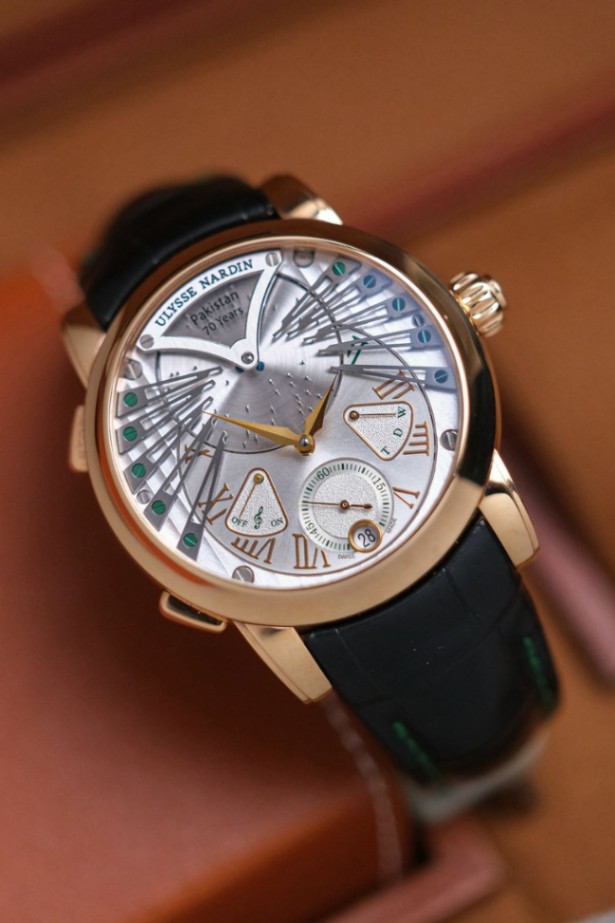 Ulysse Nardin Stranger Qaumi Tarana 18K Rose Gold 1/1 - Image 6