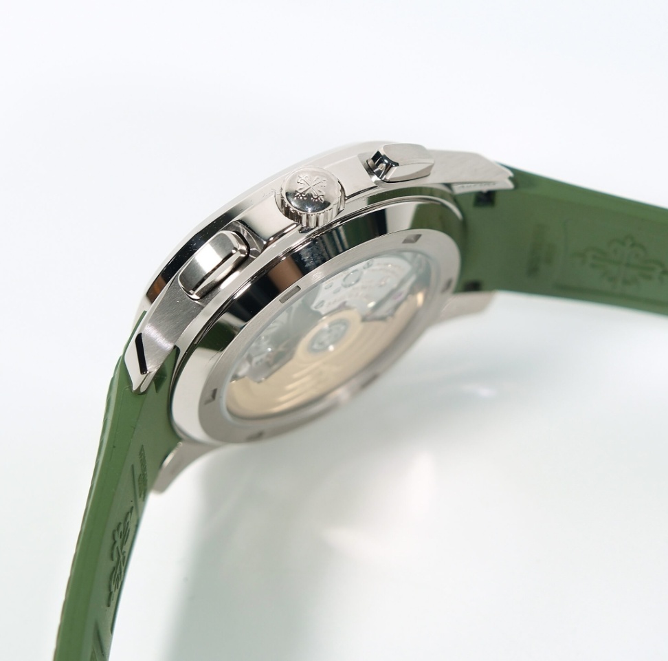 Patek Philippe New Aquanaut 5968G-010 Green Dial Green Rubber Strap 2026 42mm. thumbnail 7