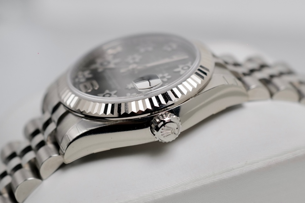 Rolex Datejust 31mm Sakura Dial 2017 - Image 4