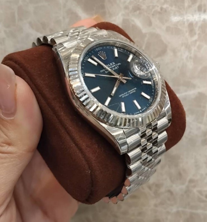 Datejust Blue Dial Jubilee 41mm - Image 3