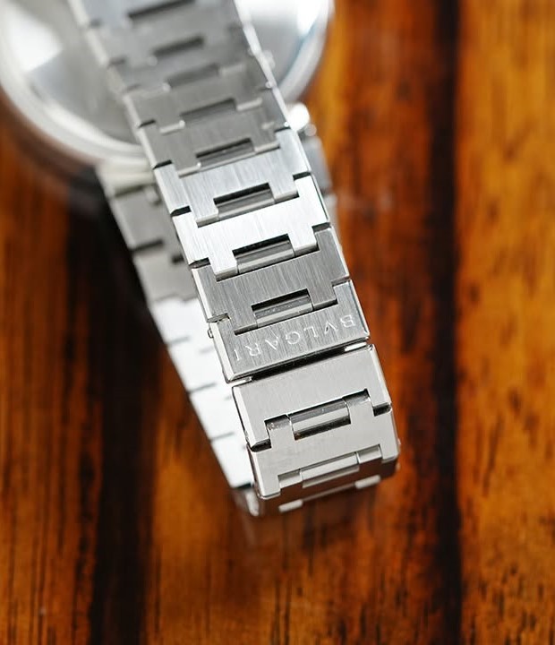 Bvlgari Black Dial Steel - Image 3