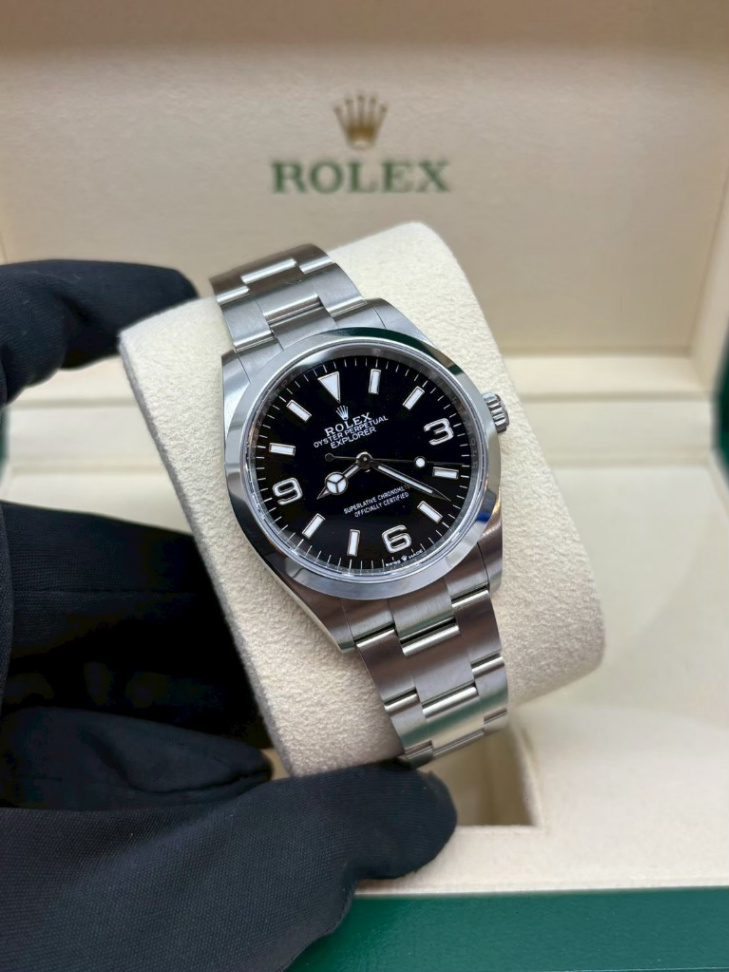 Explore One Black Dial 36mm (Nos)