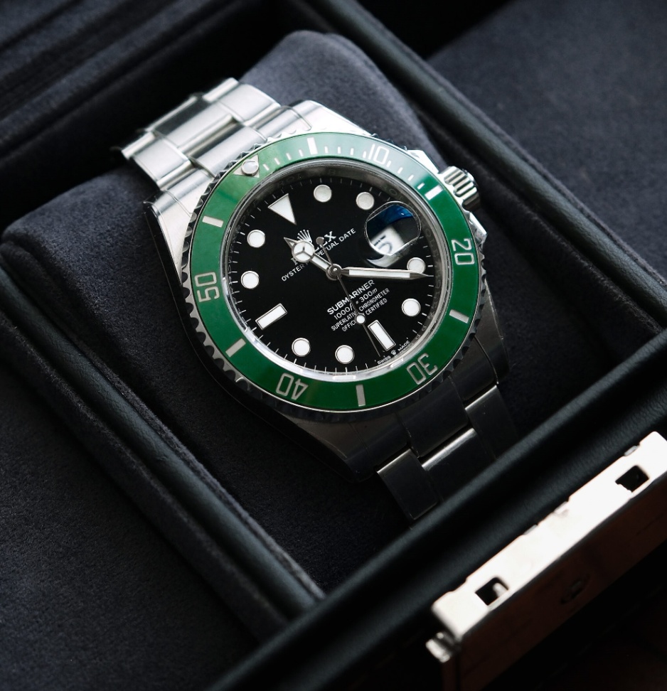 Rolex Submariner 126610LV “Starbucks” Black Dial Oyster Steel 2023