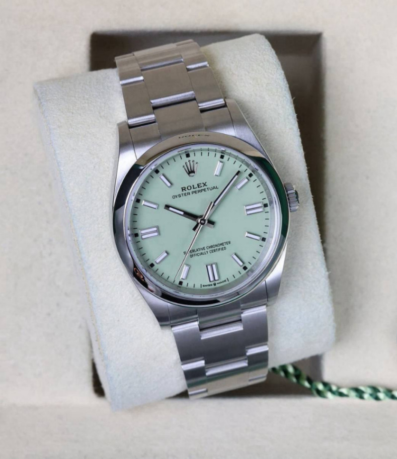 Oyster Perpetual Pistachio Dial 36mm - Image 2