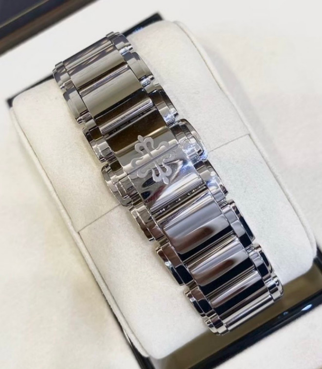 Patek Philippe Twenty Four 7300/1200A Blue Dial - Image 5