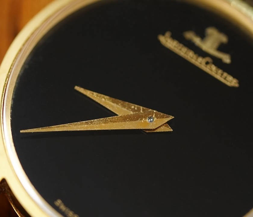 Jaeger-LeCoultre Vintage Onyx Dial Yellow Gold thumbnail 2