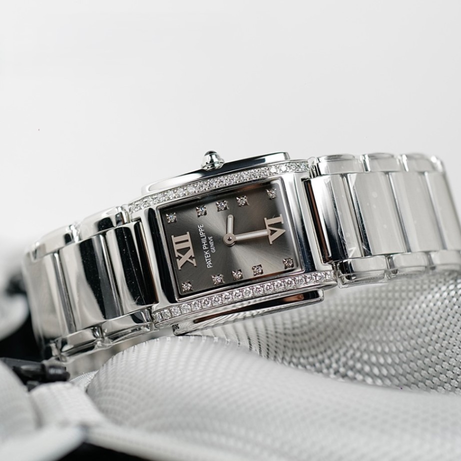 PATEK PHILIPPE Twenty~4 Diamond Grey Dial 25×30mm