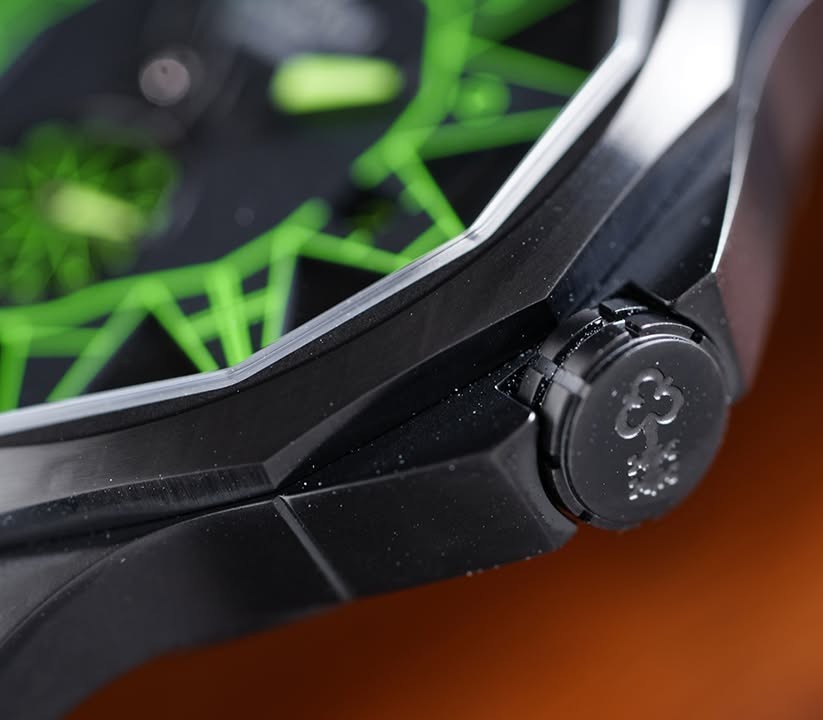 Corum Admiral Full Black Lime Green Limited - Image 4